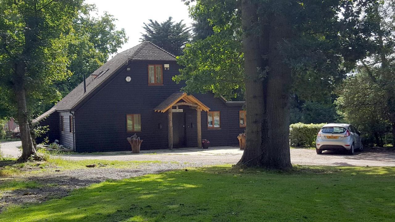 Oakside Lodge Guest House แคนเทอร์เบอรี ภายนอก รูปภาพ